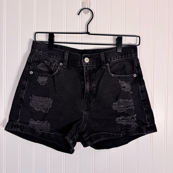 American Eagle Black Distressed Denim Cuffed Shorts Women’s Size 2 - Picture 1 of 11